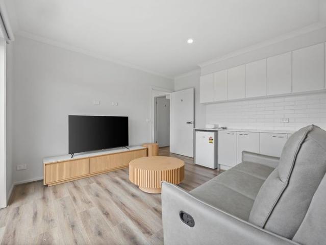 AS NEW SHARED ACCOMODATION