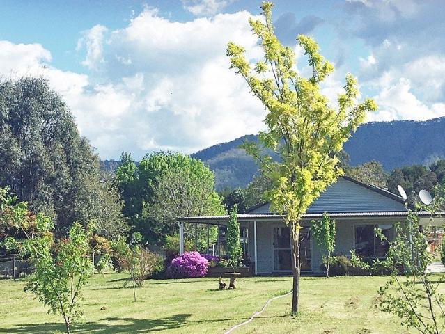 As New, Spacious Family Home