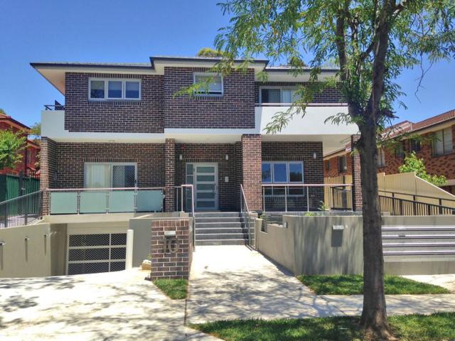 AS NEW STUDIO ROOM + COURTYARD CLOSE TO ALL AMENITIES