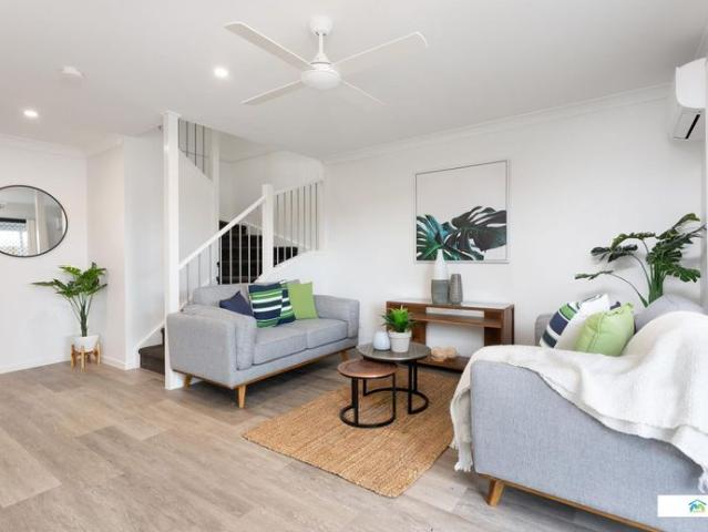 As new townhouses, 3 air conditioned bedrooms and living zones plus complex pool, Train station and Northlakes shopping centre within a short stroll