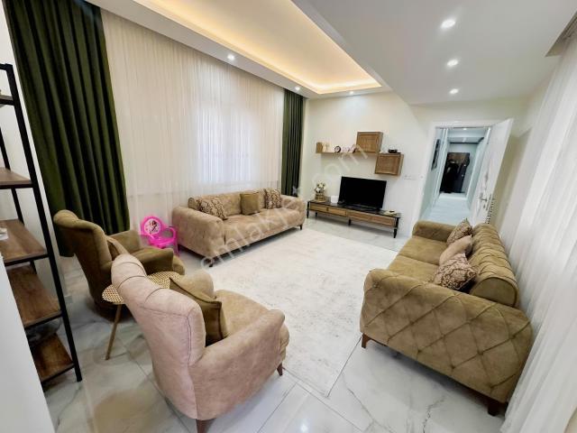 Asmalıevler Cadde Üzerinde 2+1 118 M2 Asansörlü Sıfır Ayarında