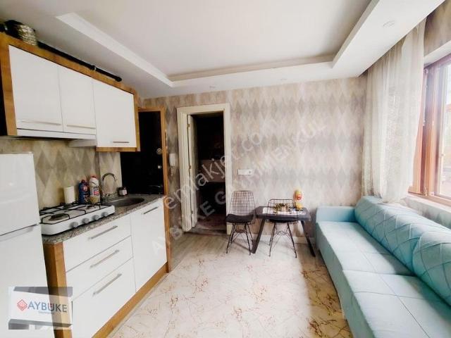 Asmalı Evler Cumhuriyette Fırsat 1+1 Apart