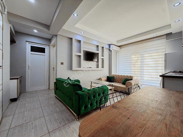 Asmalıevler'de 2+1,75 M2 Lüks Eşyalı Satılık Apart.