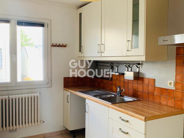 ASNIERES côté BAC/ 3P. 64.67 m²