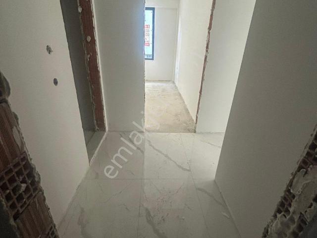 Asal Gayrimenkulden Yeni Binada Satılık 2+1 Daire