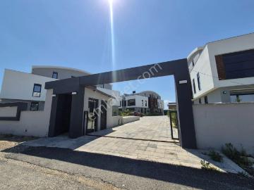 Asansörlü Triplex 5+1 Villa