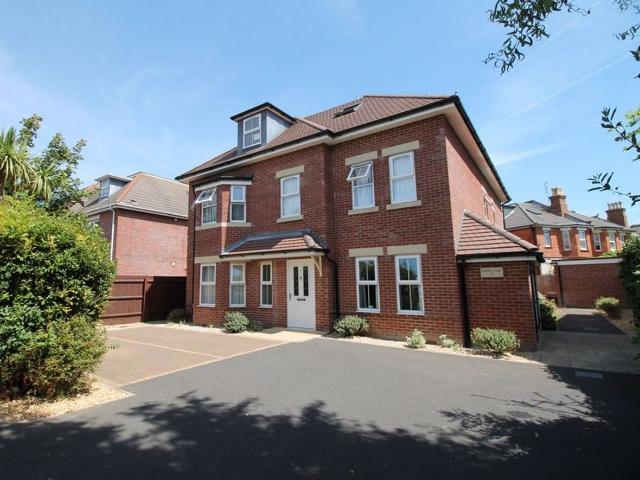 Ascham Road, Bournemouth BH8, 1 bed flat to rent, £850 pcm | PrimeLocation