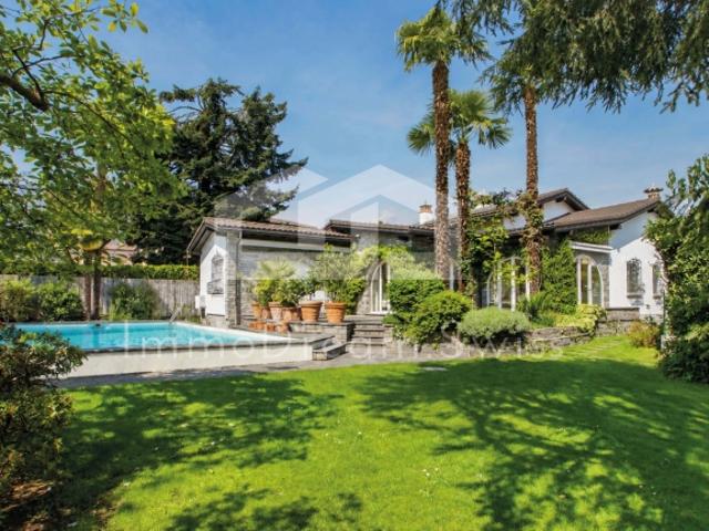 Ascona 6.5 Zi. Villa mit Pool, Gartenanlage und 2.Wohnsitz