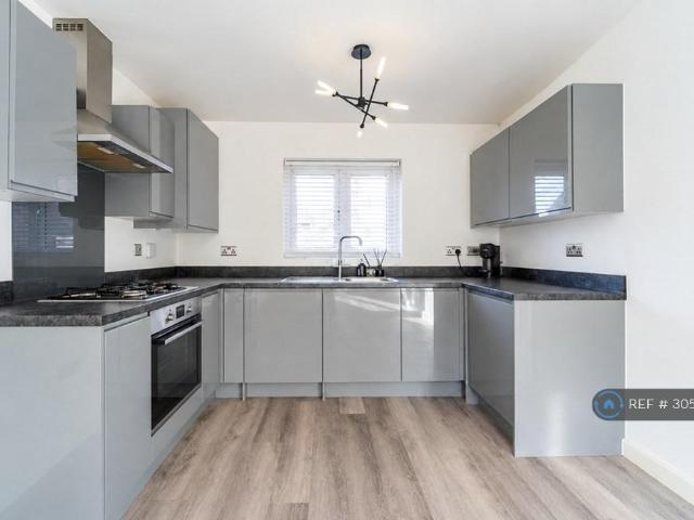 Ascot Way, Birmingham, B31 2 bed flat to rent £1,150 pcm £265 pw