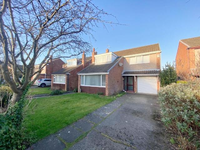 Ascot Drive, Ellesmere Port, CH66 3 bed detached house to rent £1,250 pcm £288 pw