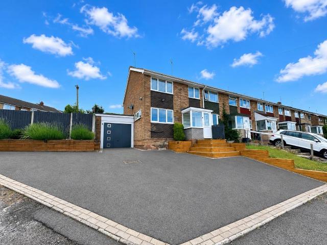 Ascot Gardens, Stourbridge DY8, 3 bed semi detached house to rent, £1,275 pcm | PrimeLocation
