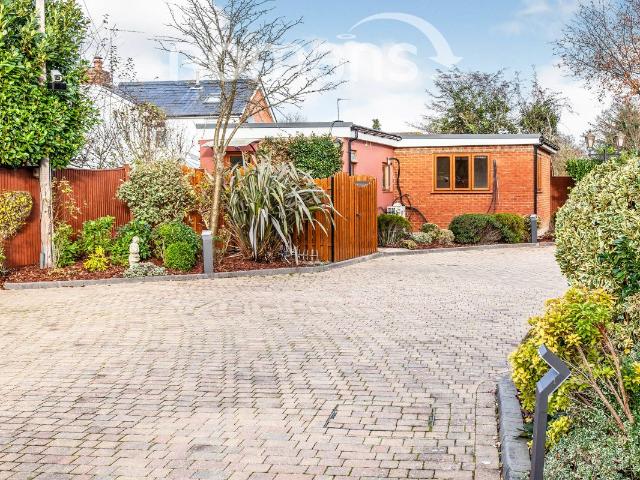Ascot Road, Holyport, Maidenhead SL6, 1 bed property to rent, £1,350 pcm | PrimeLocation