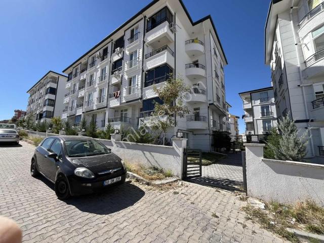 Asen Gayrimenkul,den 2000 Evlerde Kiralık 1+1 Eşyasız Daire