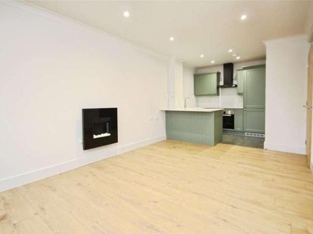 Ashton Court, High Road, Chadwell Heath, RM6