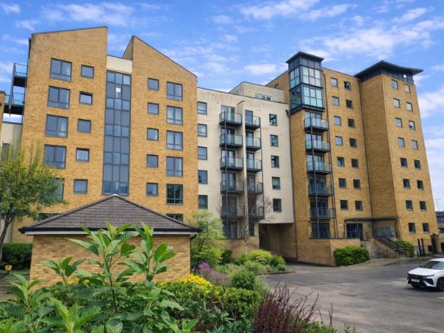 Ashton Court, Woking 1 bedroomProperty for lettings Seymours