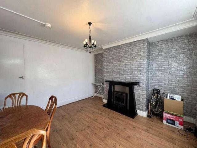 Ashton Avenue, Harehills, Leeds, LS8