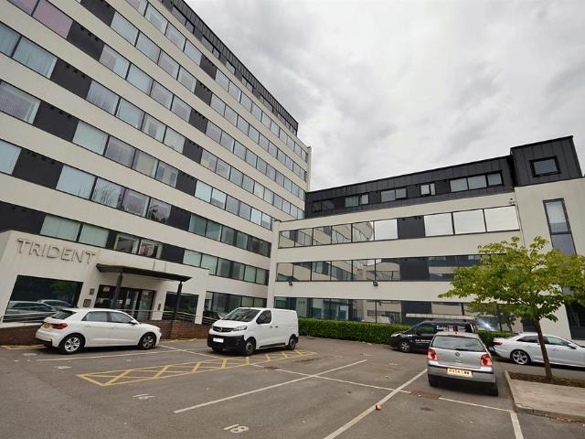 Ashton Lane, Sale 2 bed apartment to rent £1,200 pcm £277 pw