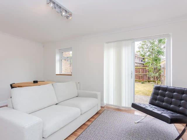 Ashton Road, London E15, 3 bed shared accommodation to rent, £2,750 pcm | PrimeLocation
