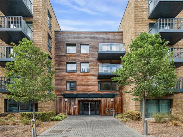 Ashton Reach, London SE16, 3 bed flat to rent, £3,300 pcm | PrimeLocation