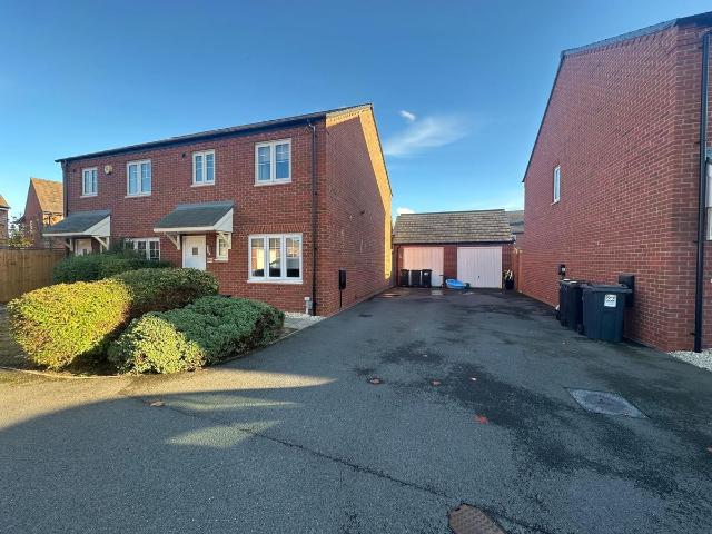 Ashtree Close, Nuneaton CV11, 3 bed semi detached house to rent, £1,500 pcm | PrimeLocation