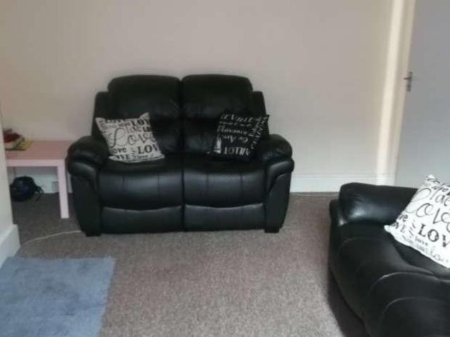 Ashville Grove, Leeds, LS6