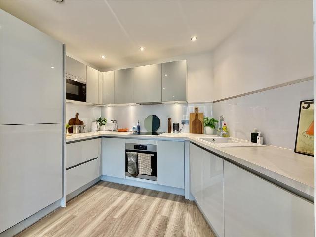 Ashwell House, Healum Avenue, Southall UB2, 2 bed flat to rent, £1,950 pcm | PrimeLocation