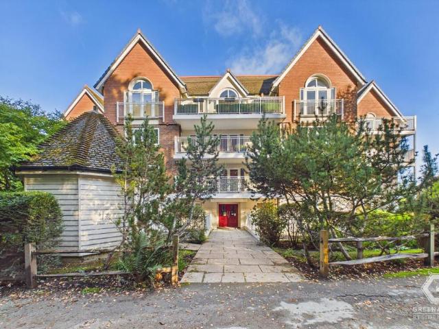 Ashwood Court, Forest Row RH18 2 bed apartment to rent £3,650 pcm £842 pw