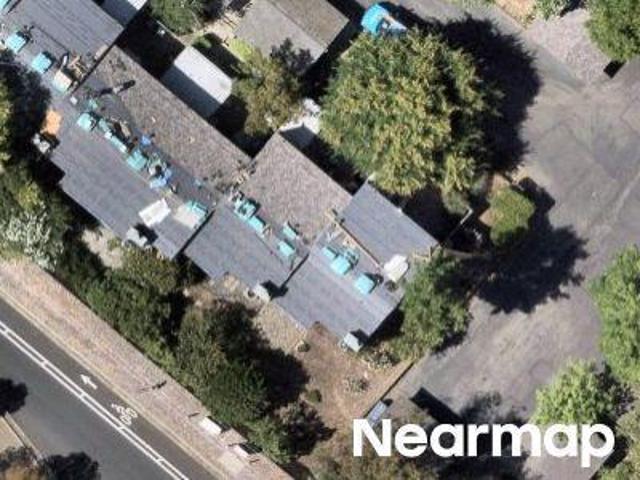 Ashwood Dr