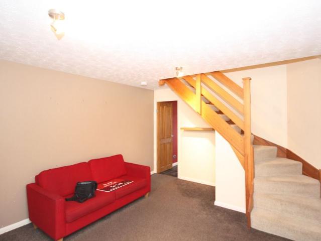 Ashwood Parade, Aberdeen AB22, 2 bed terraced house to rent, £750 pcm | PrimeLocation