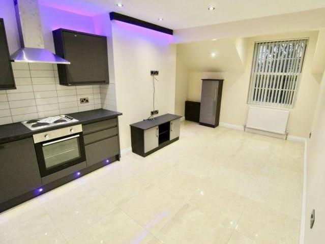 Ashwood Terrace 2 bed house share to rent £1,542 pcm £356 pw