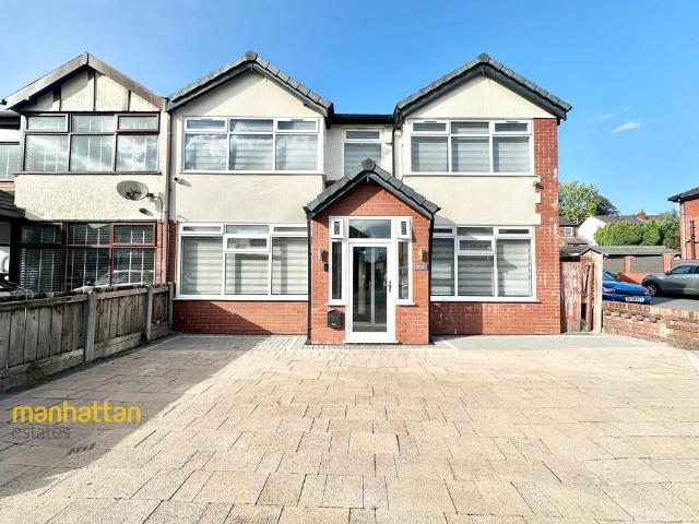 Ashworth Lane, Sharples, Bolton 5 bed semi detached house to rent £1,800 pcm £415 pw