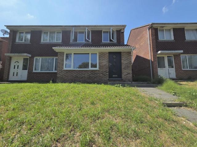 Ash Close, Little Stoke, BRISTOL 3 bed house to rent £1,600 pcm £369 pw