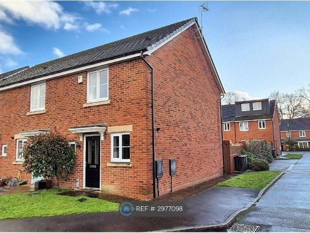 Ash Grove, Clitheroe BB7, 2 bed end terrace house to rent, £995 pcm | PrimeLocation
