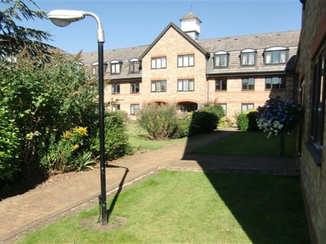 Ash Grove, Burwell CB25, 1 bed flat to rent, £995 pcm | PrimeLocation