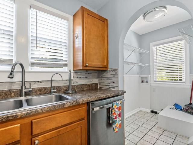 Ash West 805 1 Bedroom Apartment for Rent at 805 W Ash St, Columbia, MO 65203