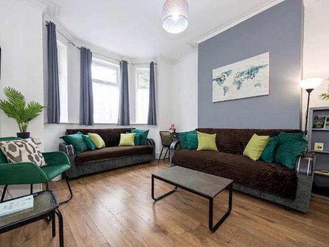 Ash Tree Road, Manchester M8, 6 bed semi detached house to rent, £4,700 pcm | PrimeLocation