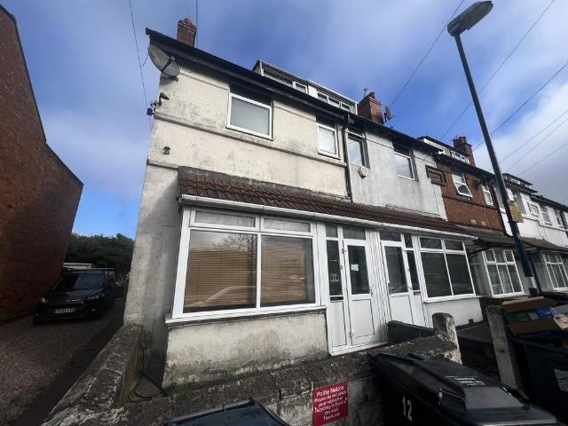 Ash Tree Road, Birmingham, B30 Studio to rent £795 pcm £183 pw
