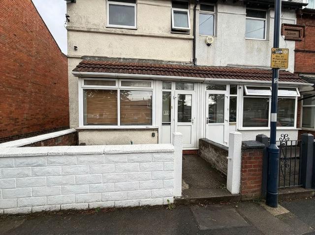 Ash Tree Road, Birmingham B30, 2 bed flat to rent, £850 pcm | PrimeLocation