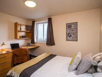 Asha House, Loughborough Has an Apartment
