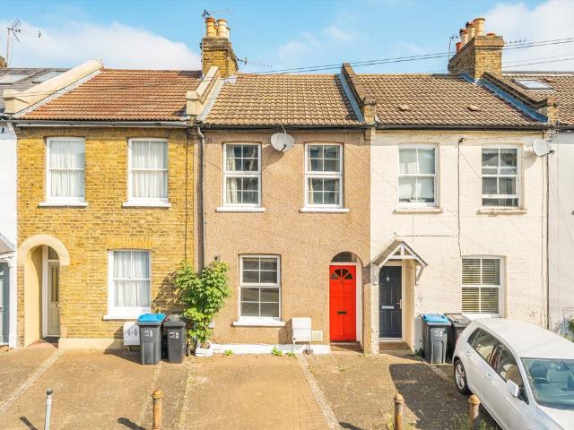 Ashbourne Terrace, Wimbledon SW19, 3 bed property to rent, £3,250 pcm | PrimeLocation