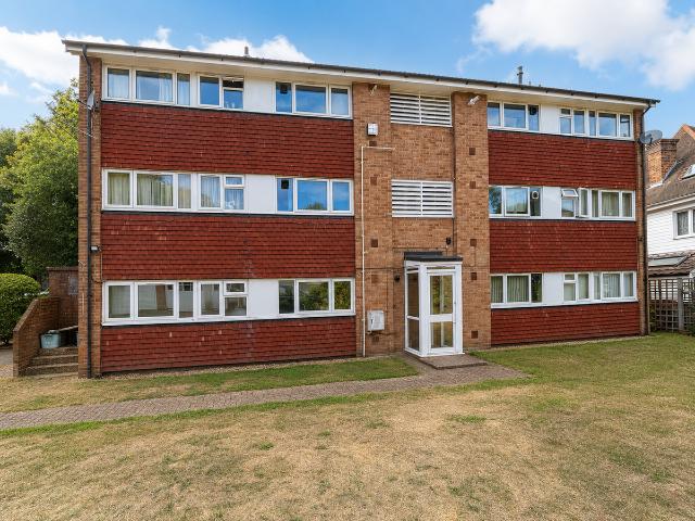 Ashburton Road, Croydon, Surrey CR0, 2 bed flat to rent, £1,750 pcm | PrimeLocation