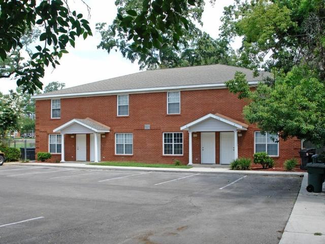 Ashburn Hills Townhomes 3 Bedroom Apartment for Rent at 1612 Overstreet St, Tallahassee, FL 32304
