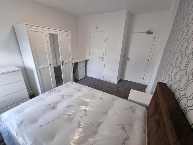 Ashburnham Road, Luton, Bedfordshire 1 bed house of multiple occupation to rent £675 pcm £156 pw