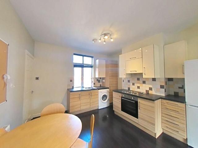 Ashby Road, Loughborough Inc Bills Option LE11, 2 bed shared accommodation to rent, £672 pcm | PrimeLocation