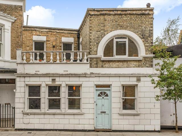 Ashchurch Grove, Shepherds Bush W12, 3 bed flat to rent, £3,150 pcm | PrimeLocation