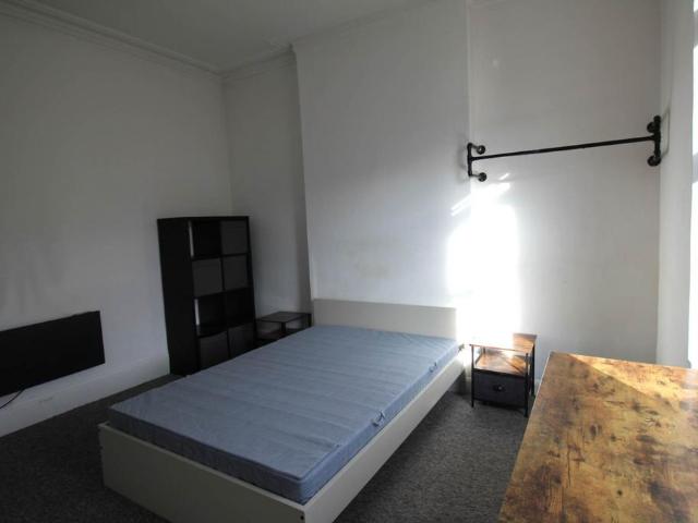Ashcombe Road, Weston super Mare House share to rent £600 pcm £138 pw