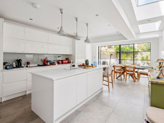 Ashcombe Street, London SW6, 4 bed detached house to rent, £8,000 pcm | PrimeLocation