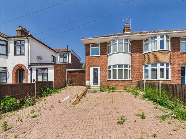Ashcroft Road, Ipswich, Suffolk, IP1 5 bed semi detached house to rent £2,450 pcm £565 pw