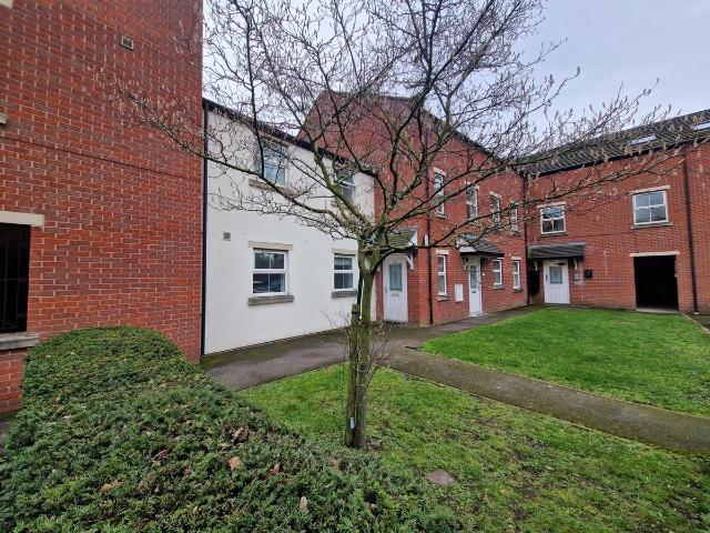 Ashdown Court, Knottingley WF11, 2 bed flat to rent, £750 pcm | PrimeLocation
