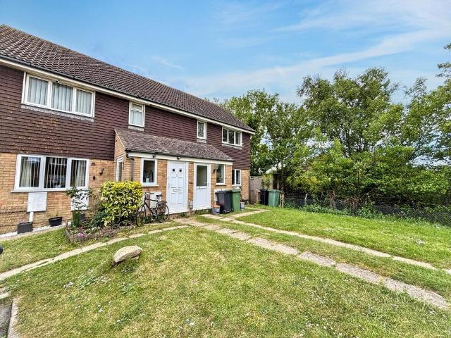 Ashdown Road, Bexhill on Sea, TN40 2 bed flat to rent £1,050 pcm £242 pw